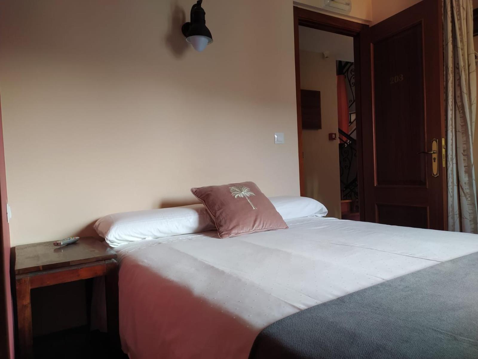 Hotel Cabo Ortegal Cariño Buitenkant foto